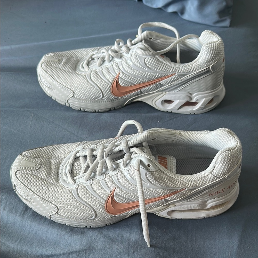 Nike Athletic Shoes Orange and Gray with Mesh Design - Picture 2 of 4